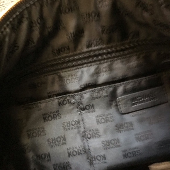 Michael Kors Hobo Bag - Picture 5 of 7